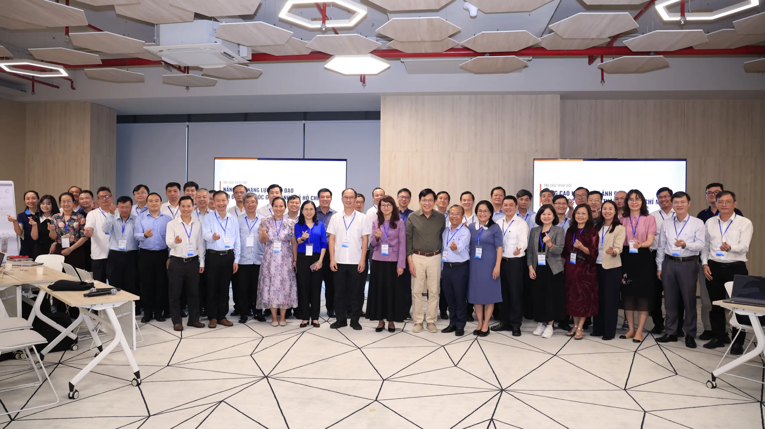 ĐHQG-HCM nâng cao năng lực lãnh đạo trong kỷ nguyên STI&AI