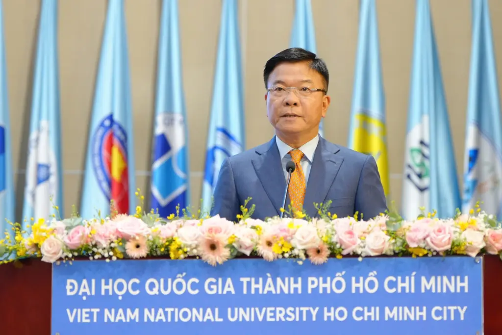 Phó Thủ tướng Chính phủ trao quyết định bổ nhiệm Giám đốc ĐHQG-HCM cho NGƯT.GS.TS Nguyễn Thị Thanh Mai - Gallery 3