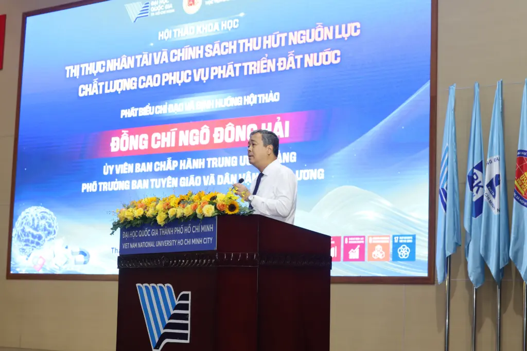 Thị thực nhân tài: Cần một hệ sinh thái đủ sức thu hút và giữ chân nguồn lực chất lượng cao - Gallery 4