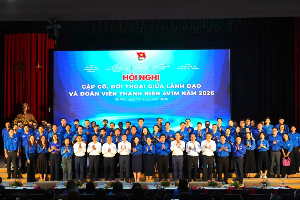 ĐHQG-HCM tham gia Hội nghị “Gặp gỡ, đối thoại giữa Lãnh đạo và đoàn viên, thanh niên 4V1M” - Gallery 2