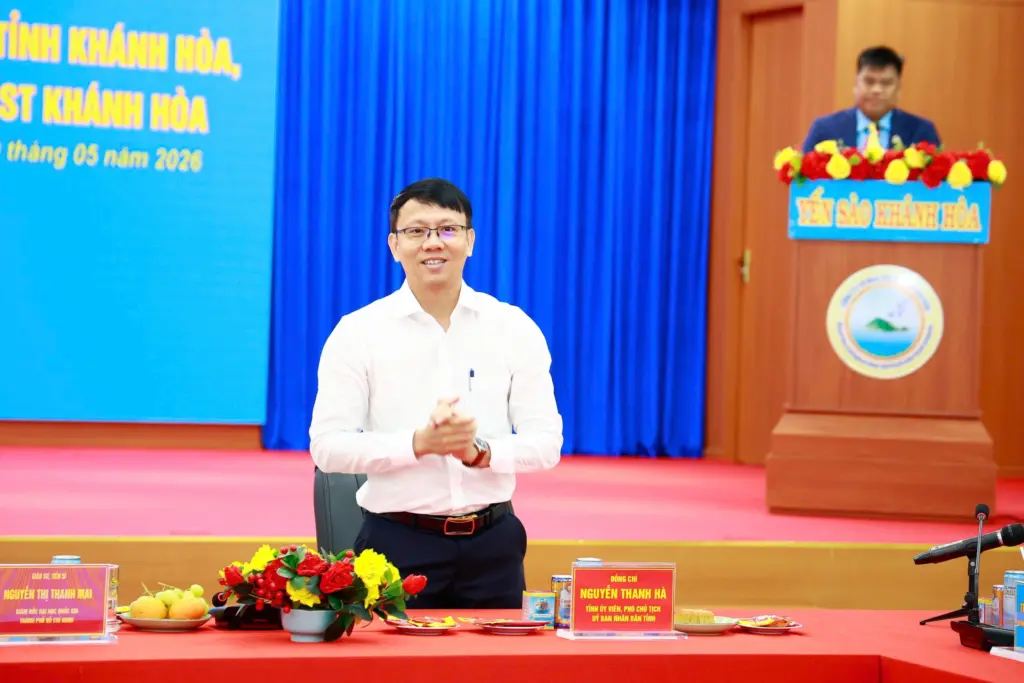 ĐHQG-HCM và Yến sào Khánh Hòa bắt tay giải “bài toán” khoa học công nghệ cho ngành yến - Gallery 4