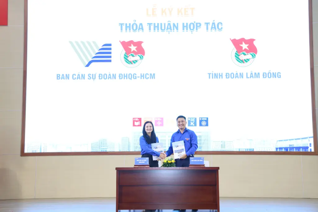 ĐHQG-HCM ký kết hợp tác với 5 tỉnh, đưa khoa học công nghệ và chuyển đổi số về cơ sở - Gallery 3