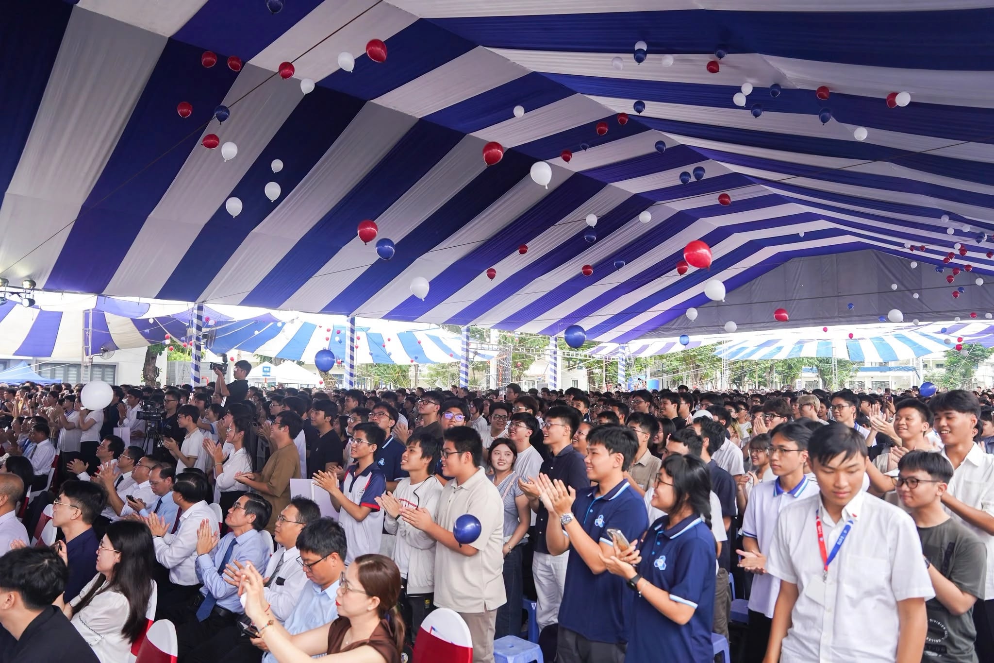 Hiệu trưởng Trường ĐH Bách khoa: “Đào tạo nhân lực phải đi trước một bước” - Gallery 2