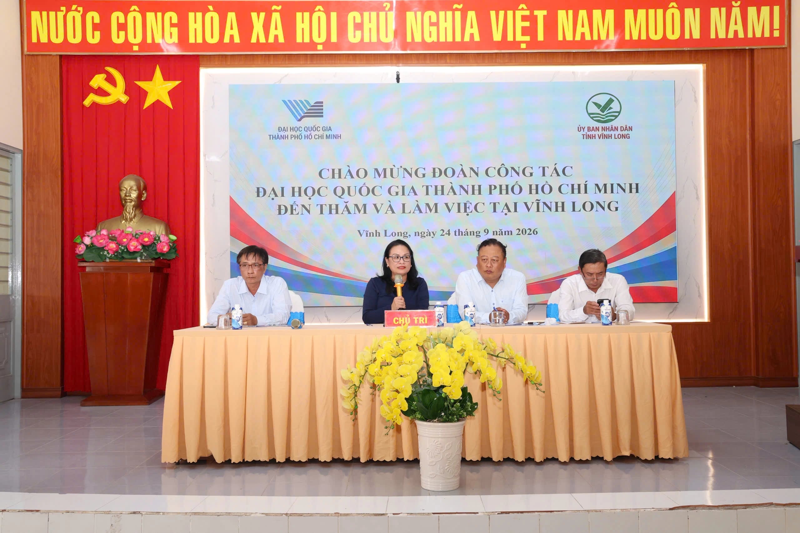 ĐHQG-HCM khảo sát thực tế, cùng Vĩnh Long nâng cao giá trị cây dừa và phát triển bền vững - Gallery 2