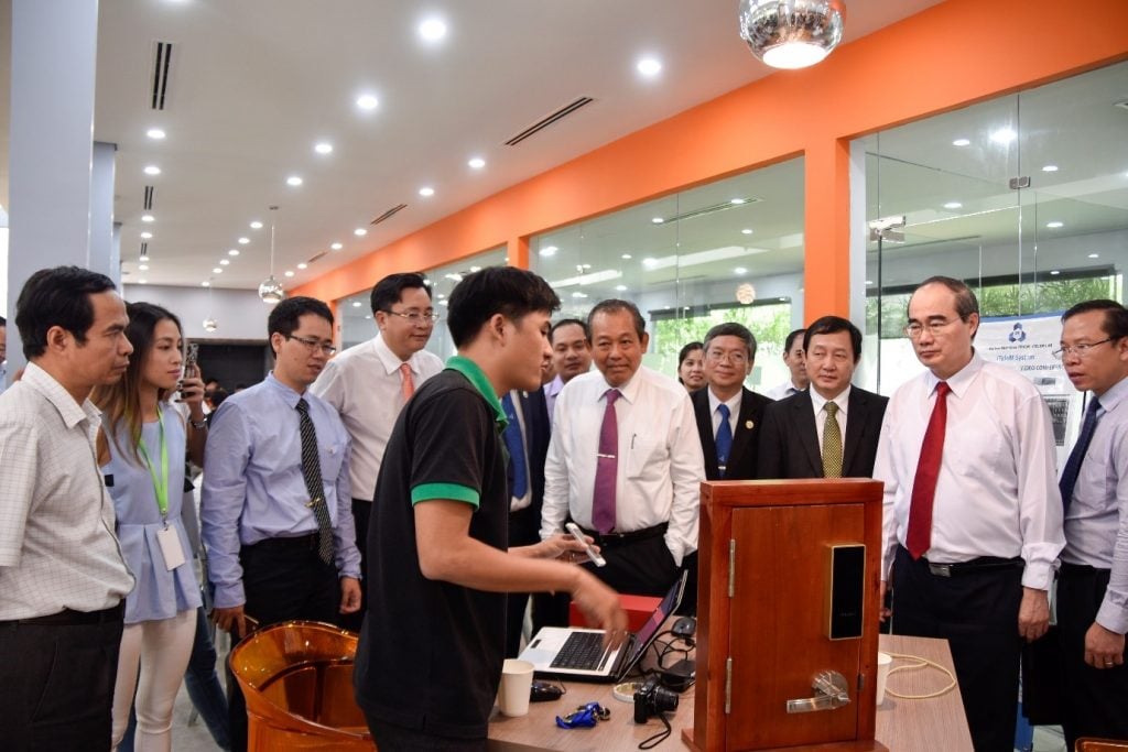 ĐHQG-HCM cùng doanh nghiệp chắp cánh cho khát vọng đổi mới sáng tạo của sinh viên - Gallery 2