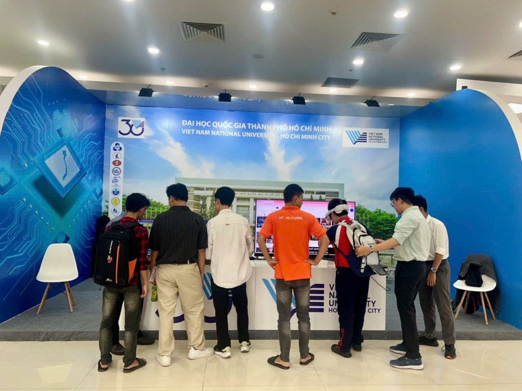 ĐHQG-HCM tham gia Ngày hội Đổi mới sáng tạo quốc gia 2025 và Triển lãm quốc tế Đổi mới sáng tạo Việt Nam 2025 - Gallery 2