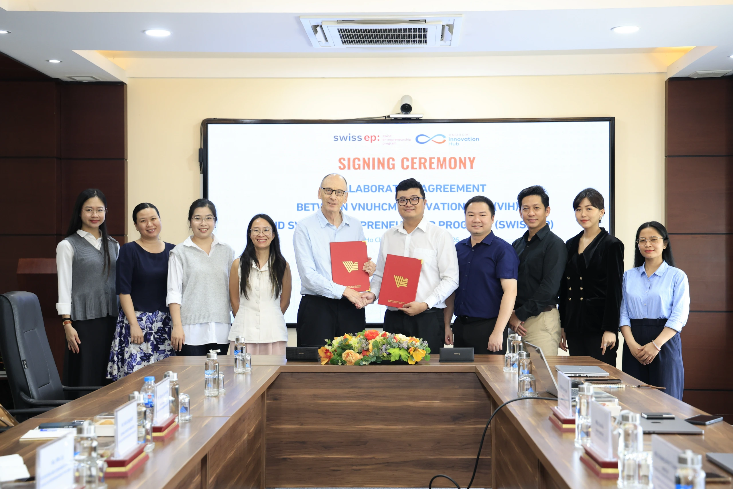VNUHCM Innovation Hub và Swiss Entrepreneurship Program thúc đẩy hợp tác phát triển hệ sinh thái đổi mới sáng tạo