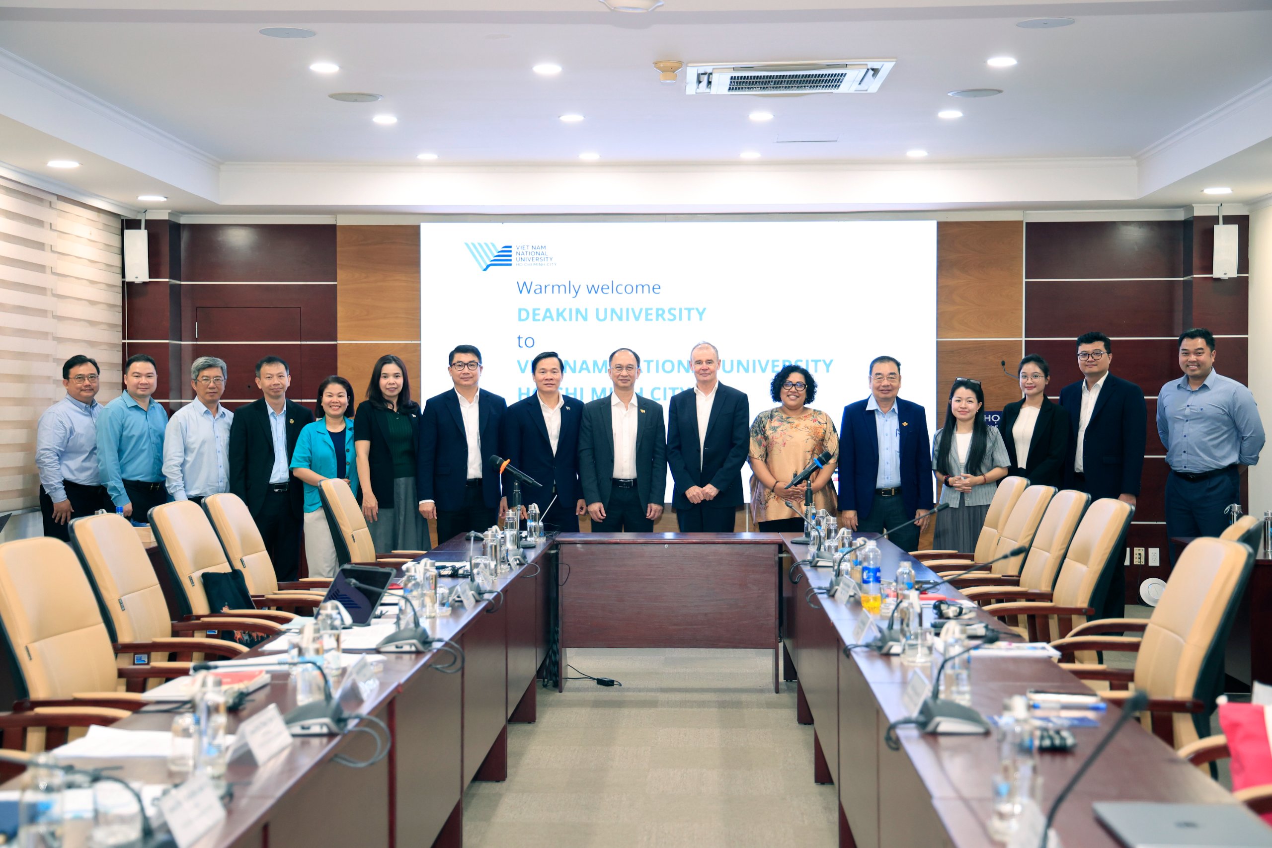 Trung tâm Đổi mới sáng tạo ĐHQG-HCM mở rộng hợp tác với ĐH Deakin thúc đẩy nghiên cứu ứng dụng và đổi mới sáng tạo