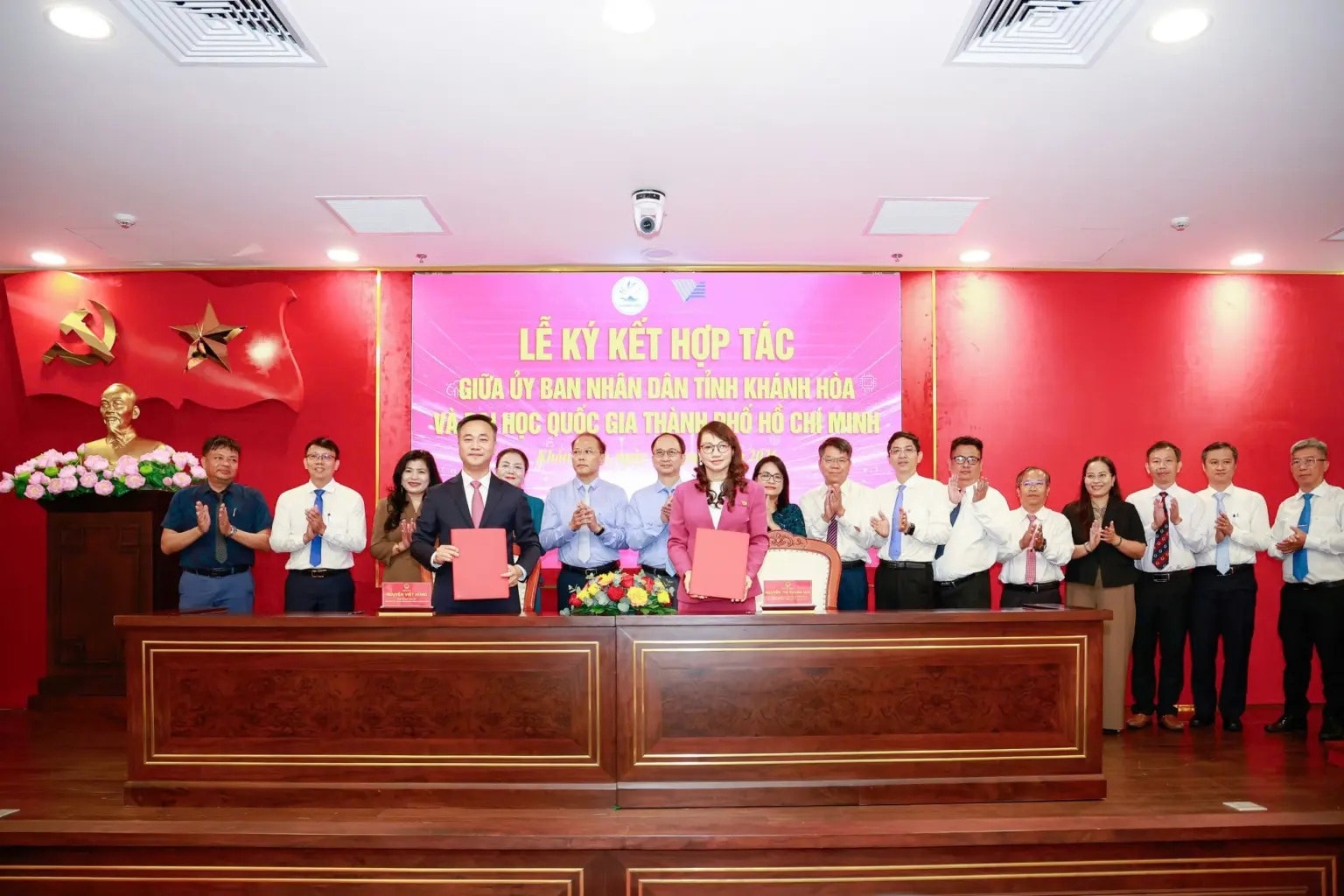 ĐHQG-HCM & TỈNH KHÁNH HÒA: HỢP TÁC TẠO ĐỘNG LỰC THÚC ĐẨY ĐỔI MỚI SÁNG TẠO VÀ KINH TẾ BIỂN