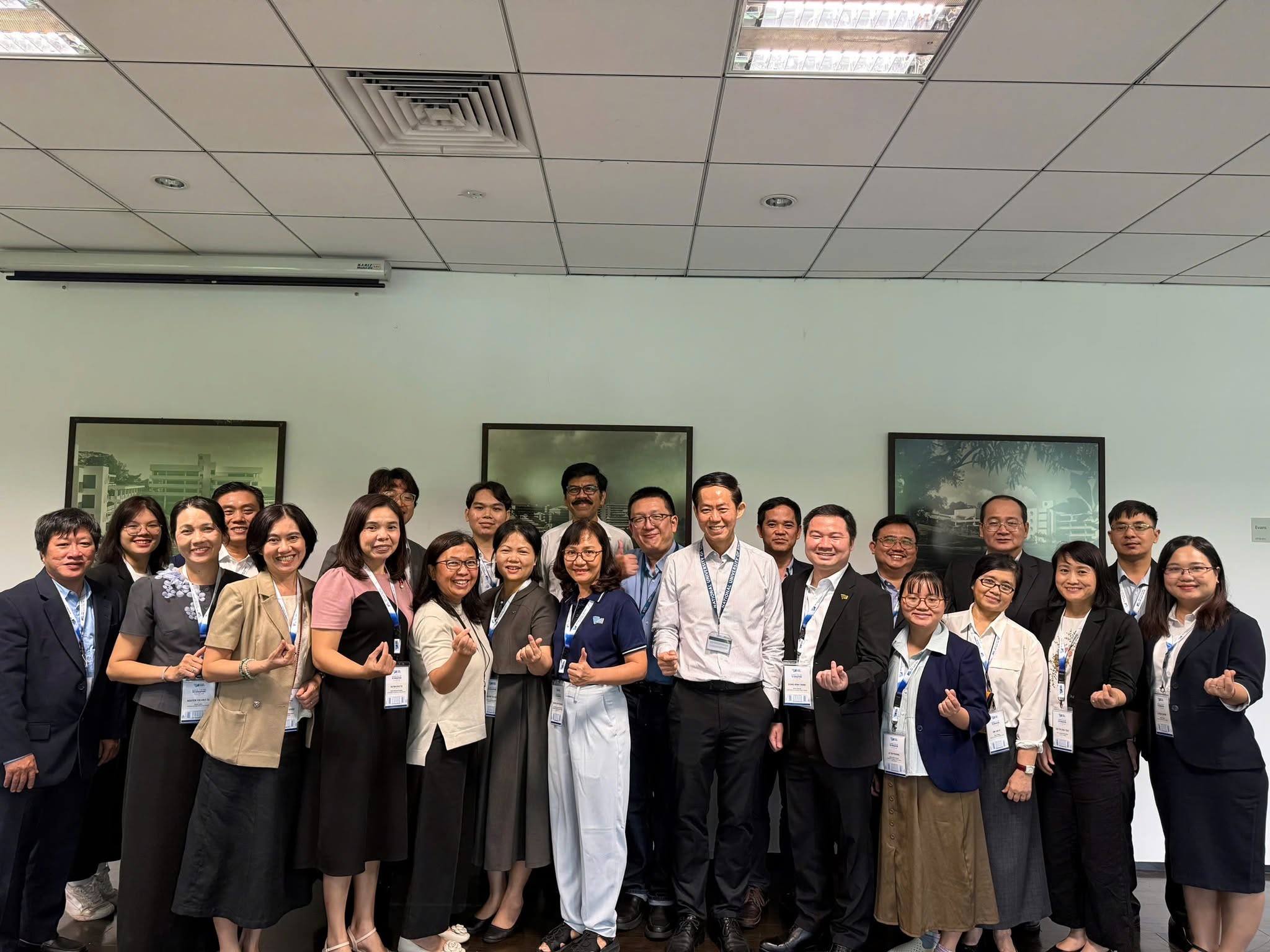 ĐHQG-HCM TÌM HIỂU MÔ HÌNH PHÁT TRIỂN NĂNG LỰC GIẢNG DẠY ĐẠI HỌC TẠI NUS CTLT